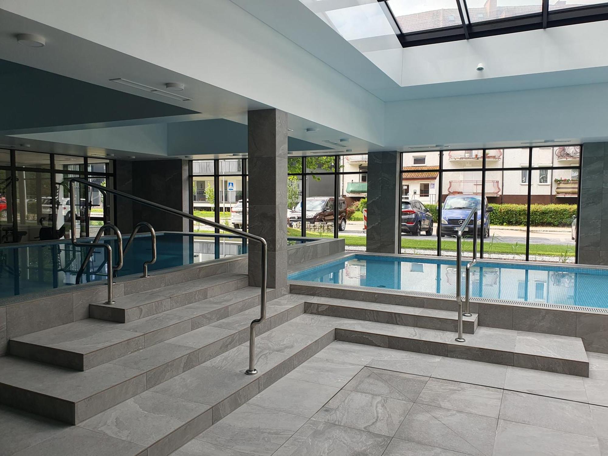 Green Port Spa Kolobrzeg Stylowy Loft- W Cenie Klimatyzacja, Baseny, 2 Jacuzzi, Sauna, Szlafroki, Bawialnia מראה חיצוני תמונה